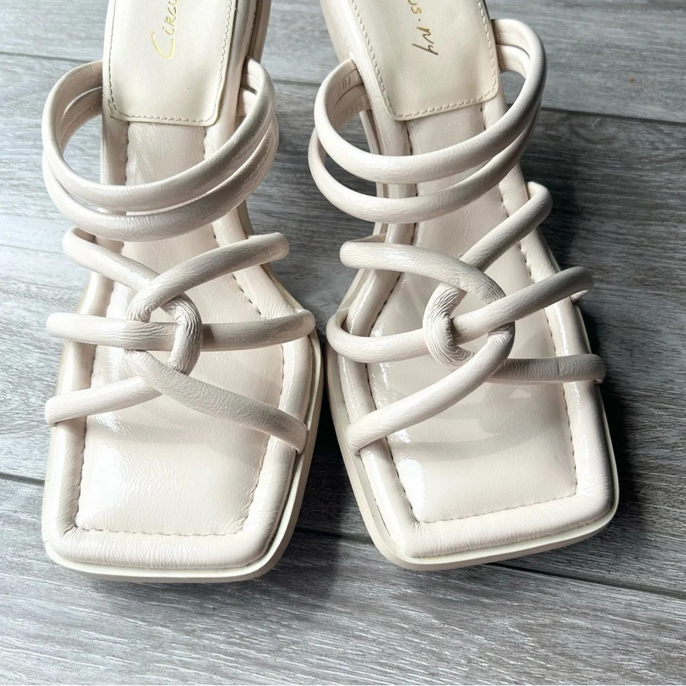 Circus by Sam Edelman Savanna Sqaure  Toe Strappy Sandal in Vanilla Bean - Picture 3 of 13